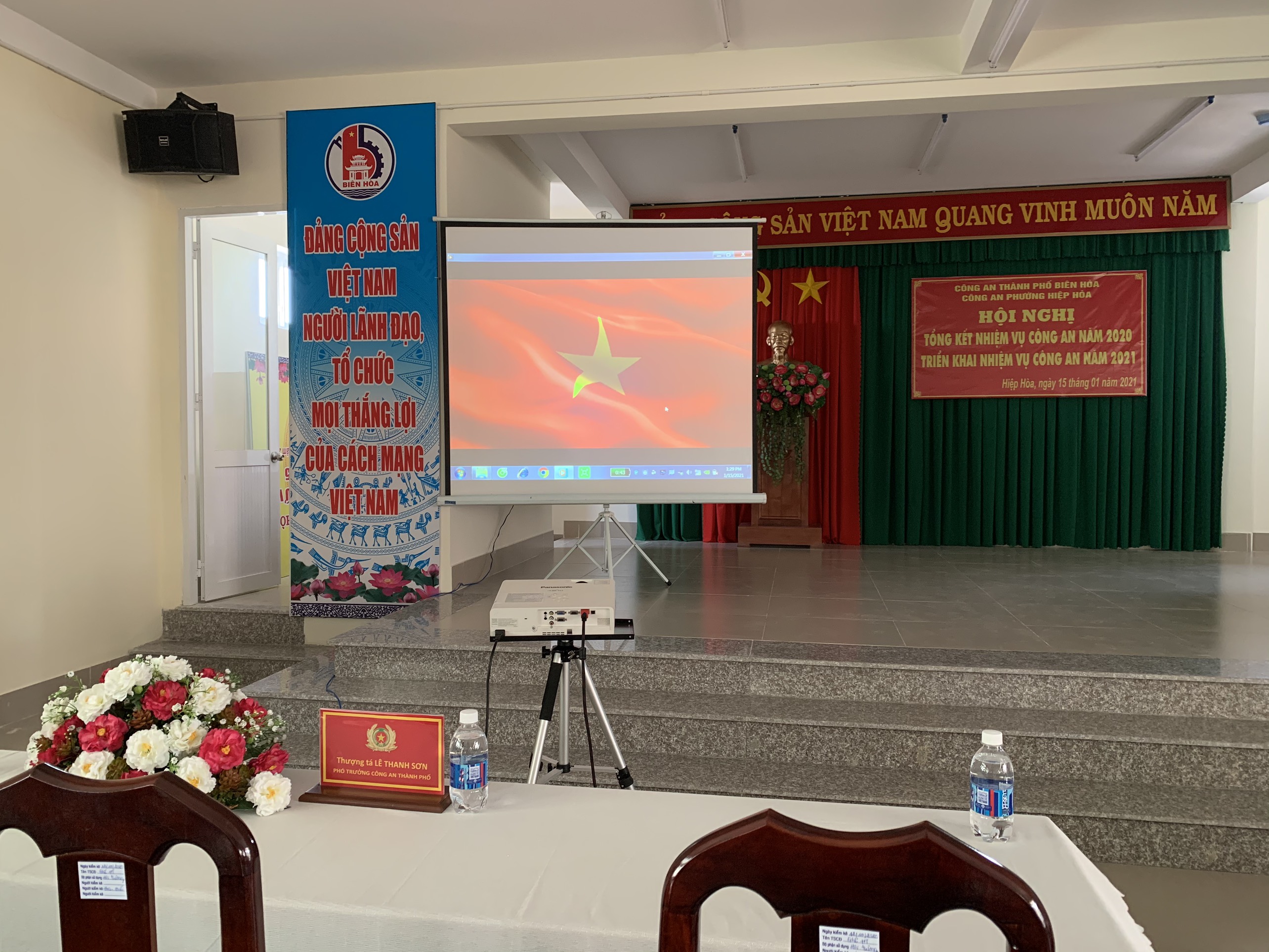 Cho thuê máy chiếu giá rẻ ở Tam Hòa Biên Hòa